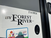 2024-forest-river-wildwood-169rsk-1784b-30.jpg